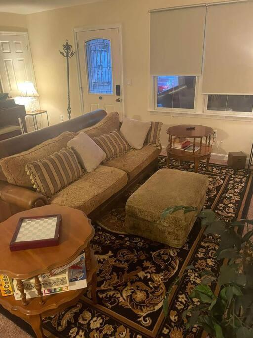 Entire Private 2 Bedrooms House, Nice Neighborhood Arnold Екстер'єр фото