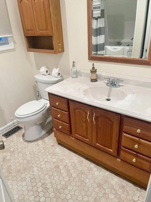 Entire Private 2 Bedrooms House, Nice Neighborhood Arnold Екстер'єр фото