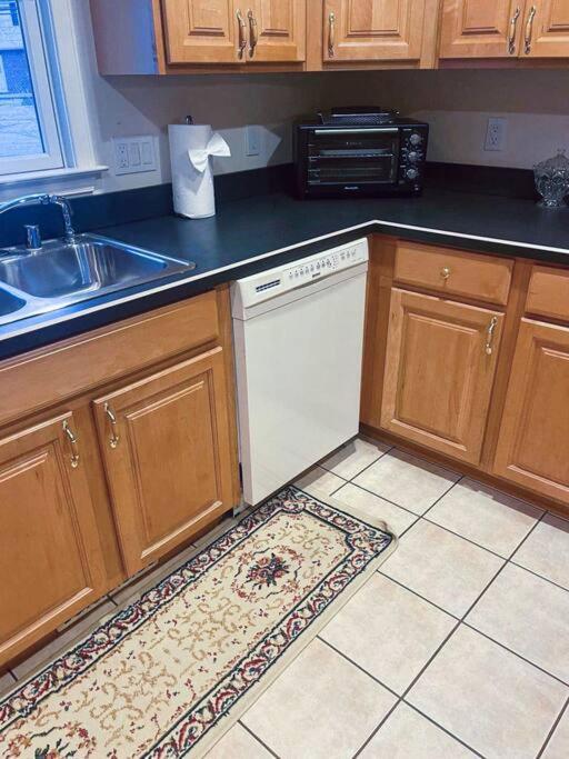 Entire Private 2 Bedrooms House, Nice Neighborhood Arnold Екстер'єр фото