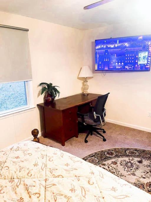 Entire Private 2 Bedrooms House, Nice Neighborhood Arnold Екстер'єр фото